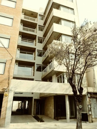 MB Negocios inmobiliarios VENDE Monoambiente, balcon. Ituizango 65. Luminoso