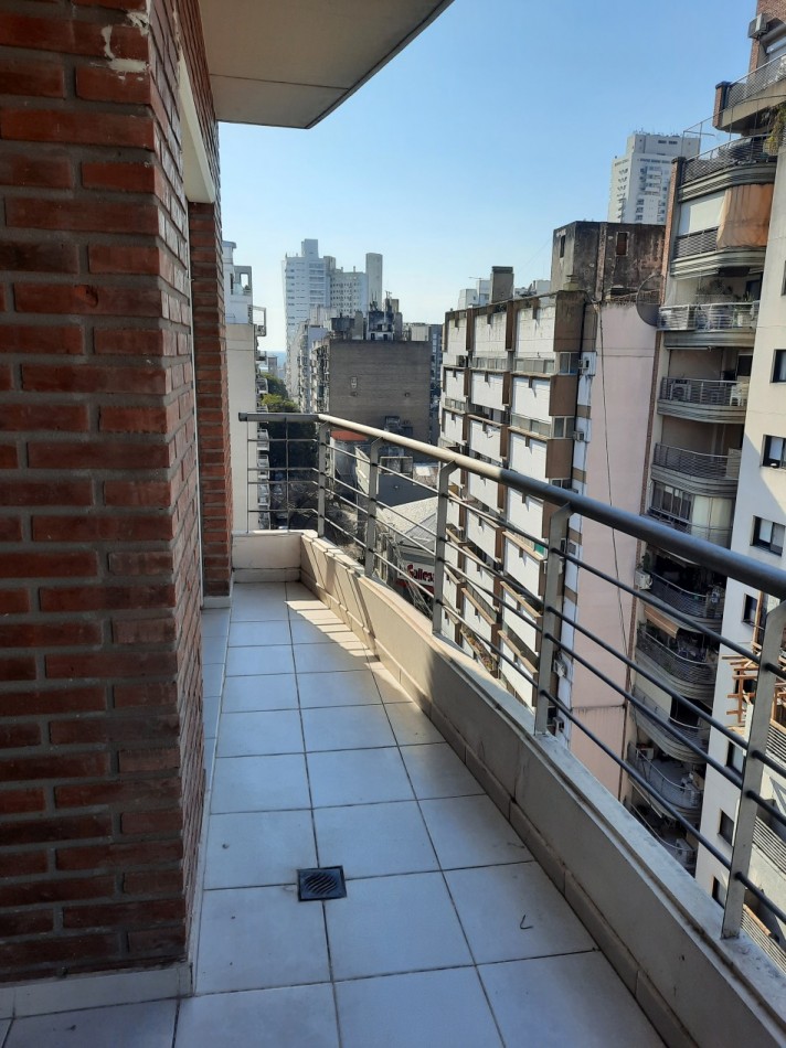 MB Negocios Inmobiliarios alquila. Paraguay 344.Piso 9, Externo, balcon